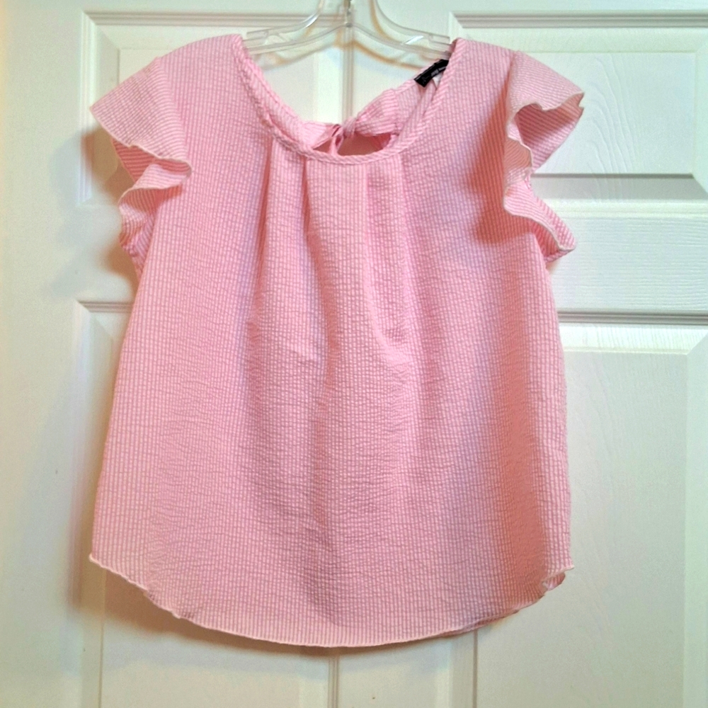 💥SALE💥NY Invasion, Large, Woman's Flutter Sleeve, Bow Back Neckline